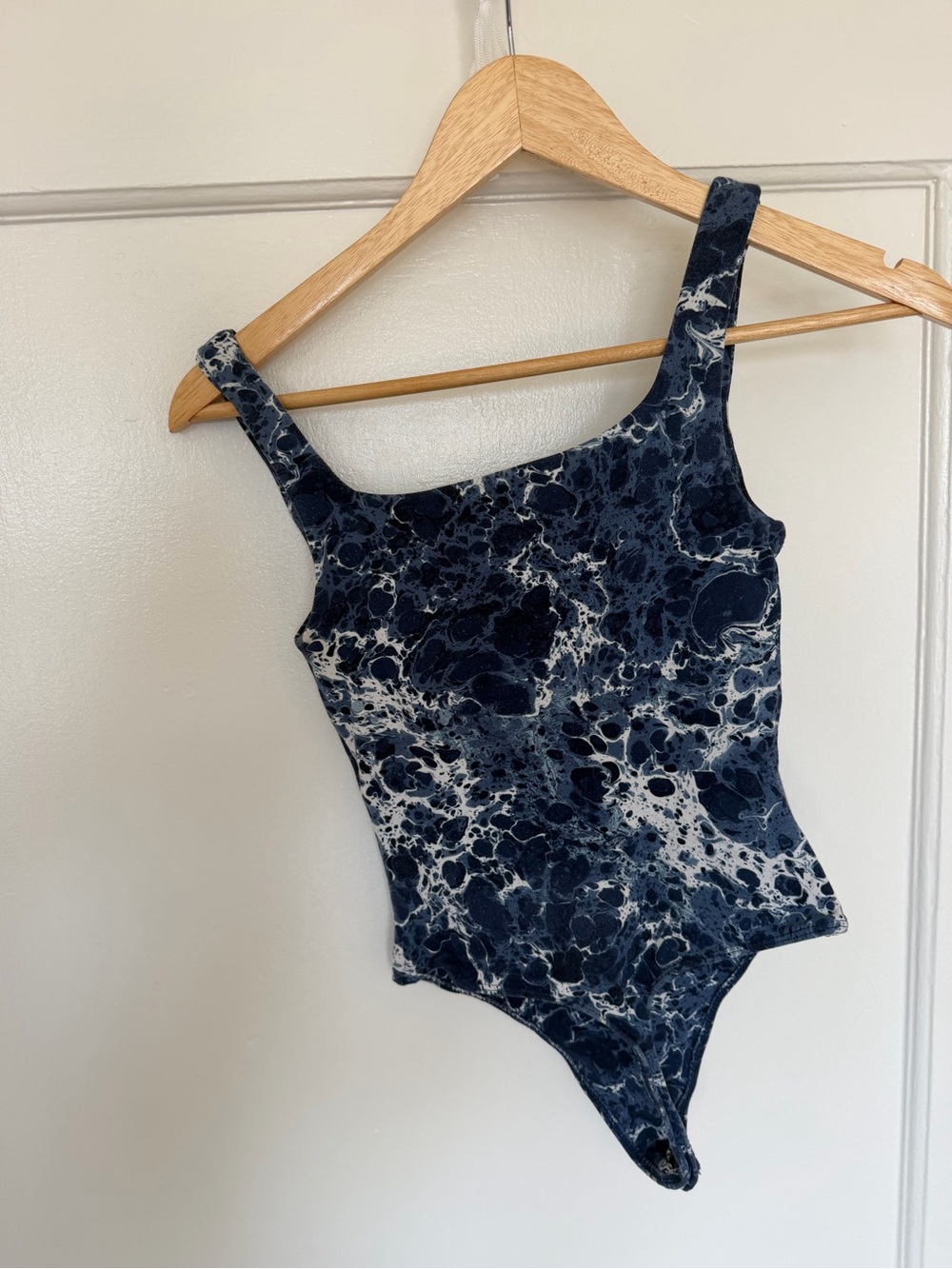 Aritzia Babaton Ocean Bodysuit - Picture 2 of 2